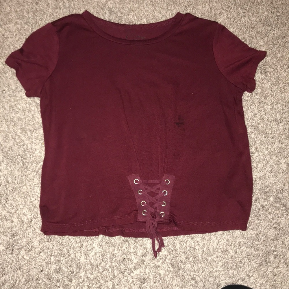 maroon crop too with tie